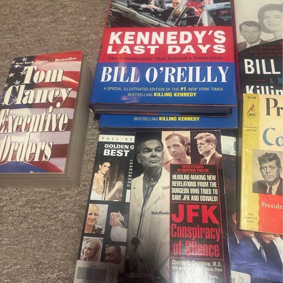 Marilyn Monroe,JFK magazine and book collector - Picture 9 of 13